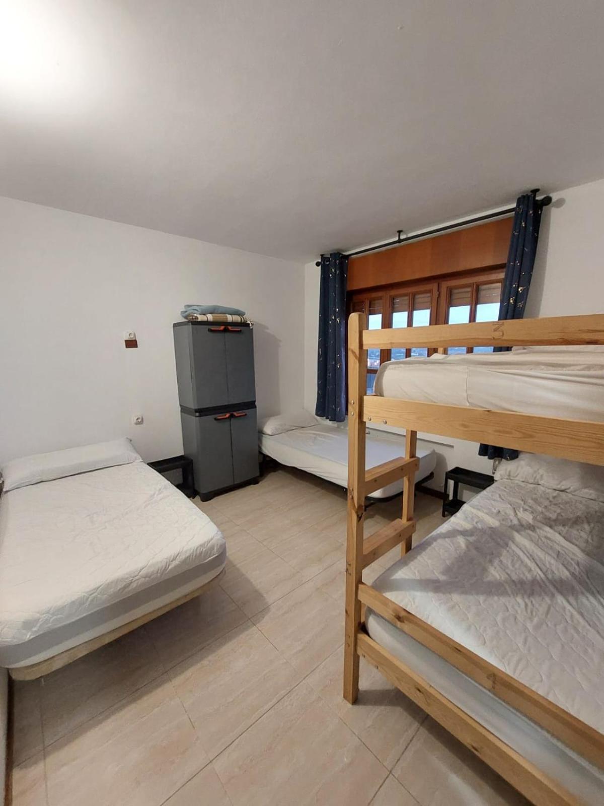 Albergue La Costana Oviedo Exterior photo